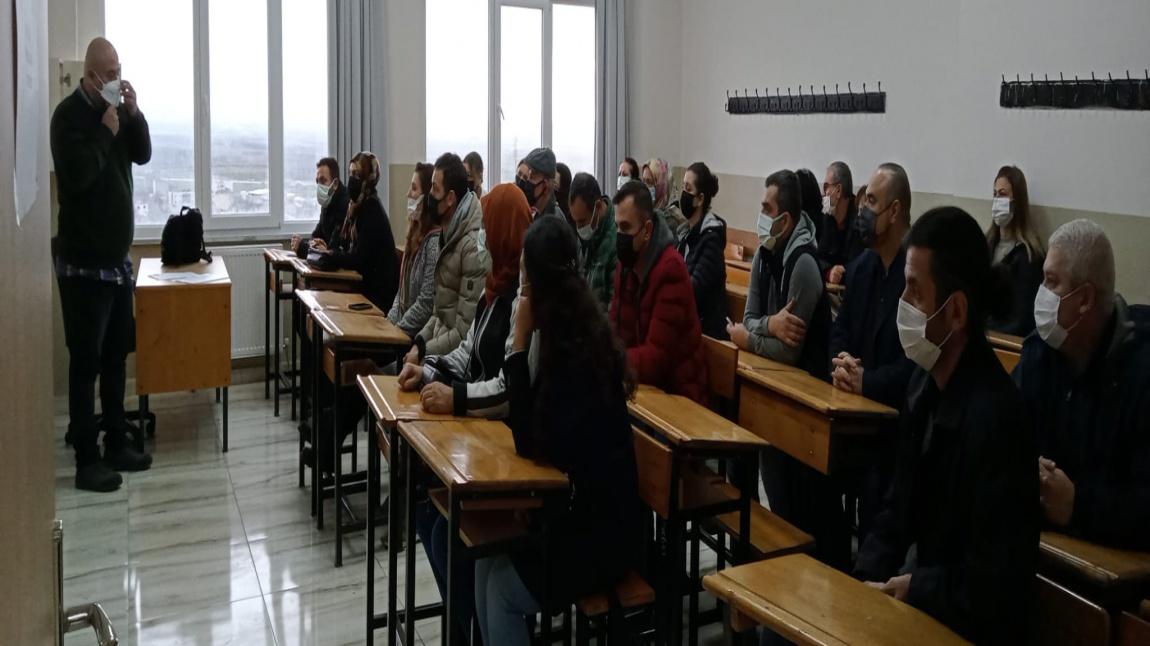 2021-2022 Bandırma Anadolu Lisesi 1. Dönem Veli Toplantılarının İlki Gerçekleştirildi.